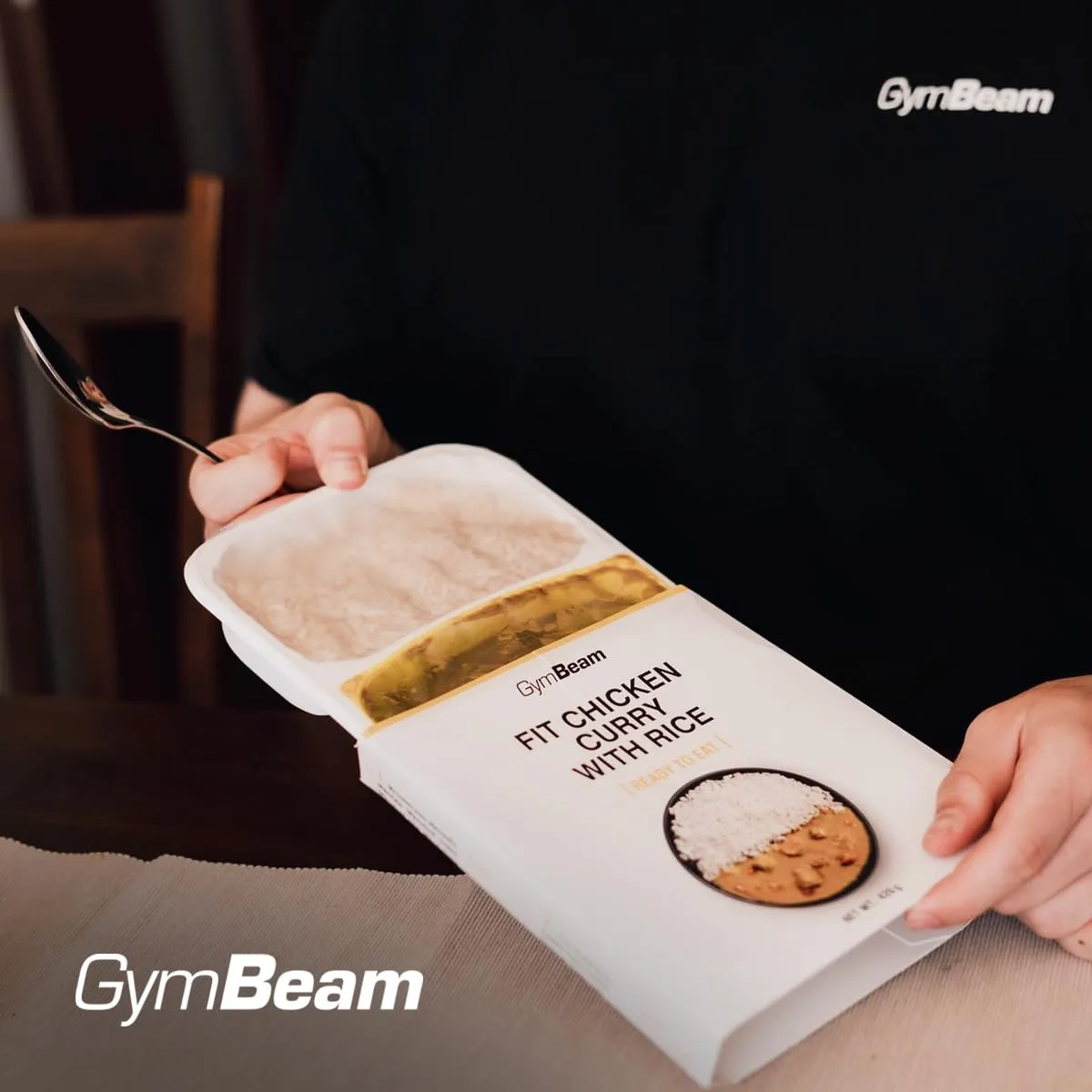 GymBeam FIT Hähnchen Curry Reis 420g Fertigmahlzeit