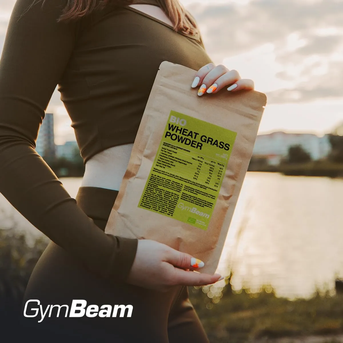 GymBeam BIO Weizengras Pulver 200g vegan