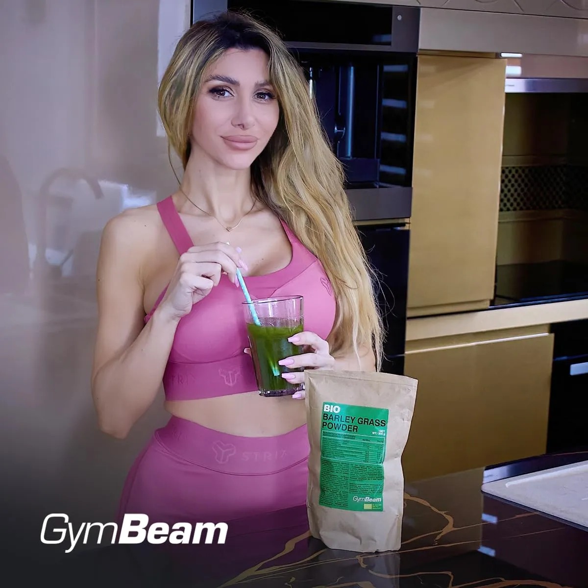 GymBeam BIO Gerstengras Pulver 200g für Smoothies