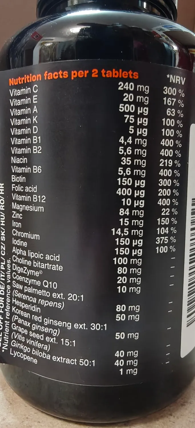 GymBeam Men's Essentials Multivitamin 120 Tabs Männer