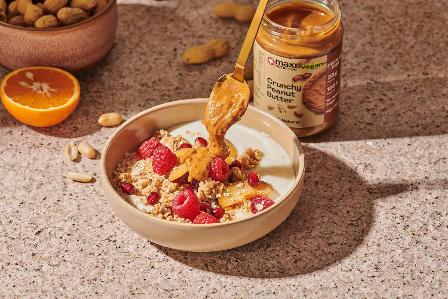 MaxiNutrition Crunchy Peanut Butter Erdnussbutter 350g 28% Protein