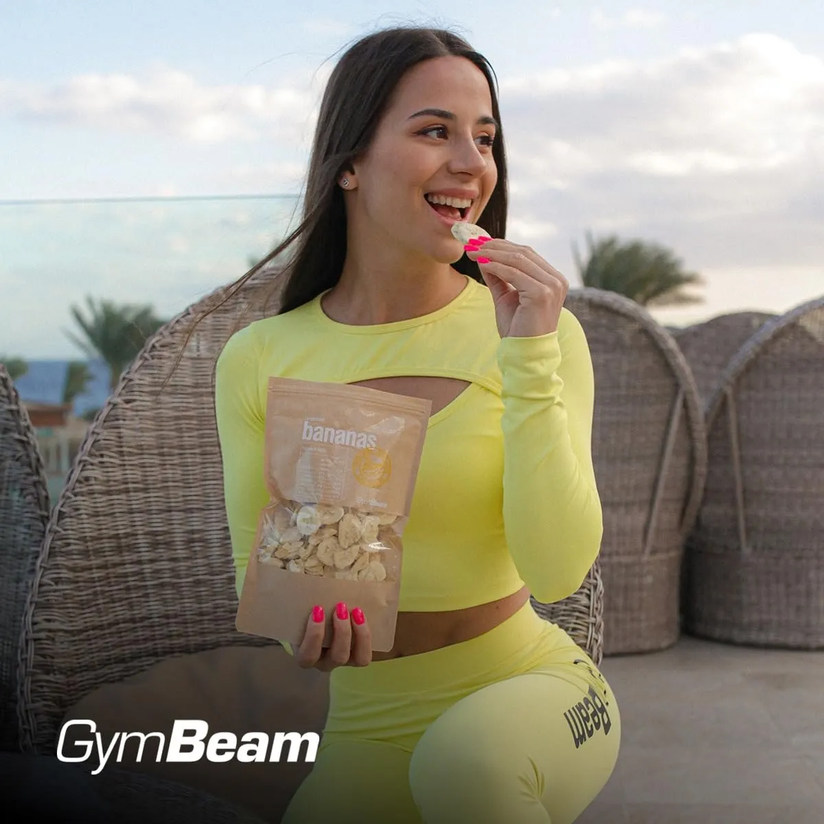 GymBeam gefriergetrocknete Bananen Snack 100g ohne Zuckerzusatz