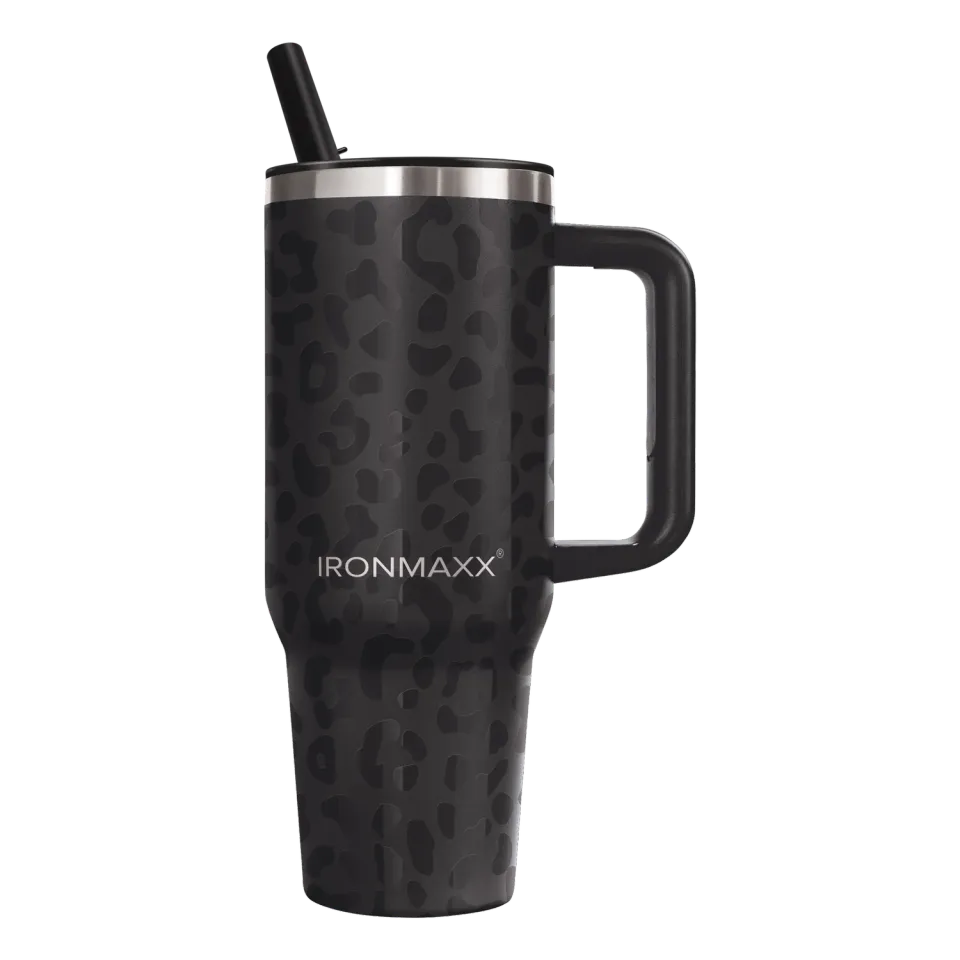 IronMaxx Cup V4.0 Trinkbecher 1200ml Leo Black isoliert