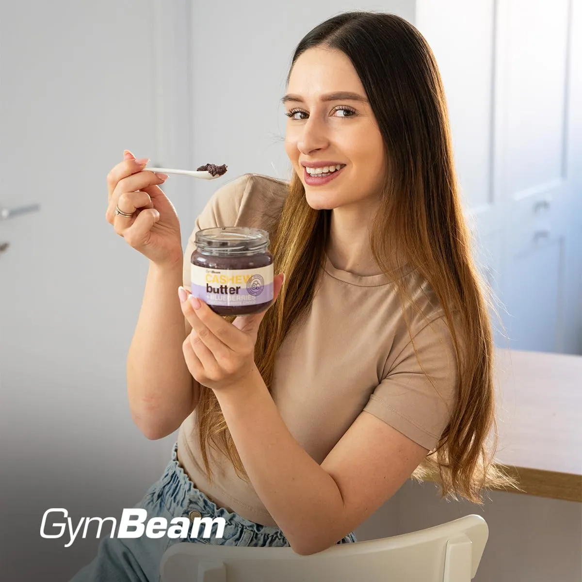 GymBeam Cashewbutter Kokos weiße Schokolade Blaubeere 340g