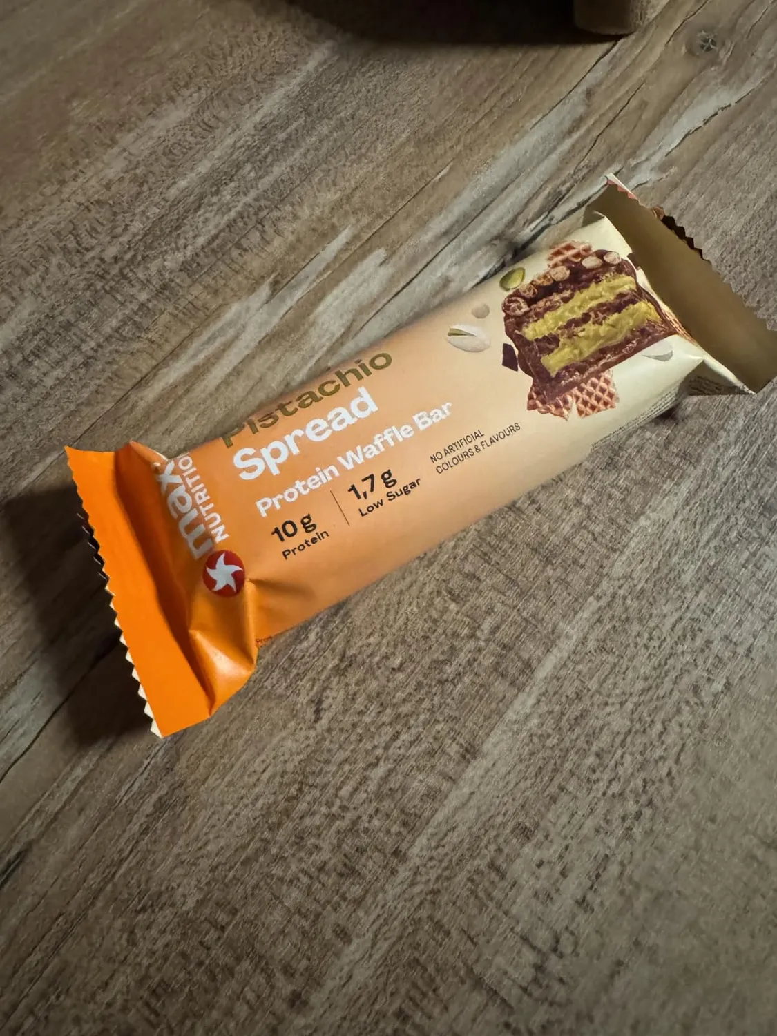 MaxiNutrition Pistachio Spread Protein Waffle Eiweißriegel 12x39g zuckerarm