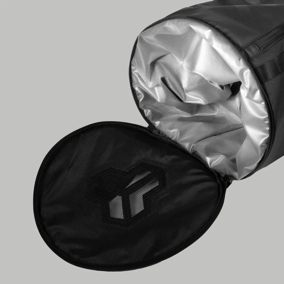 GymBeam Alpha Duffle Bag 65 L Sporttasche