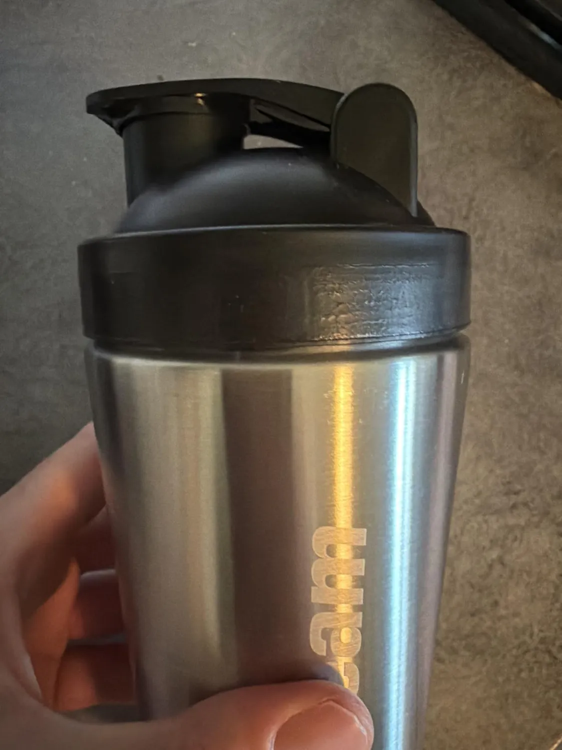 GymBeam Edelstahl Protein Shaker 750ml Weiß auslaufsicher