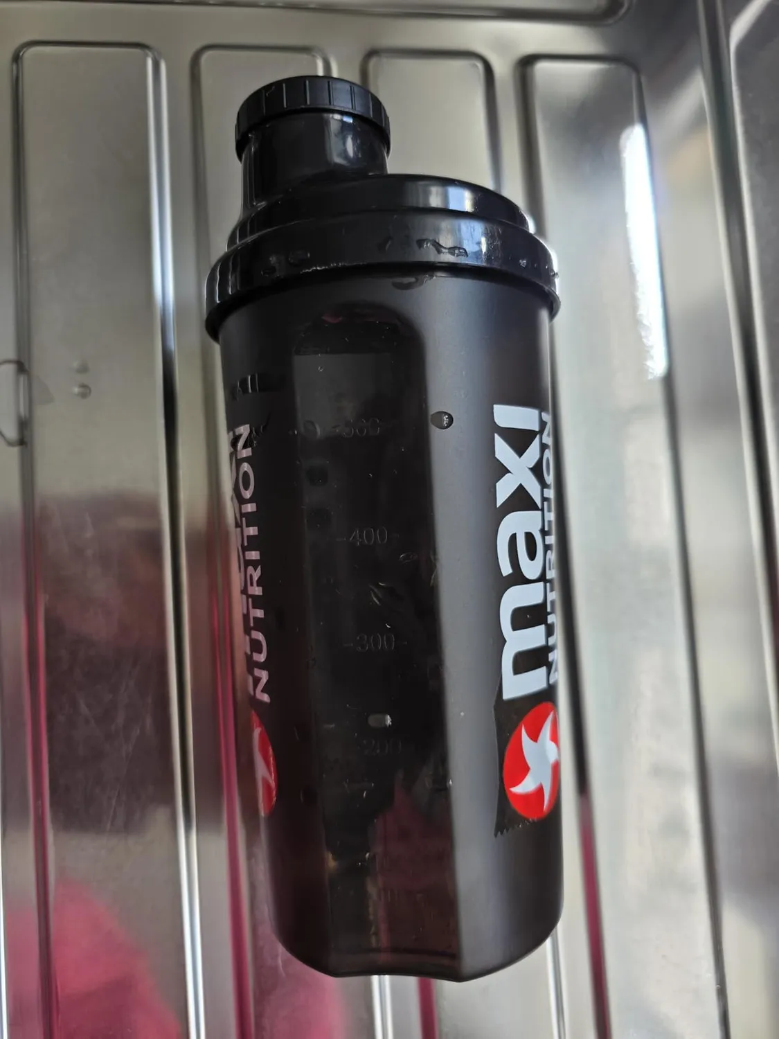 MaxiNutrition Protein Shaker 500 ml mit Sieb BPA-frei
