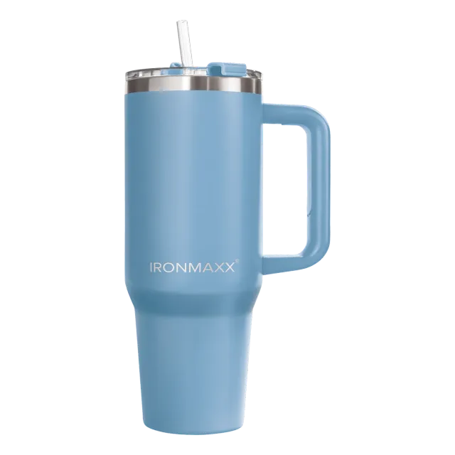 IronMaxx Cup V3.0 Becher 1200 ml Ice Blue isoliert