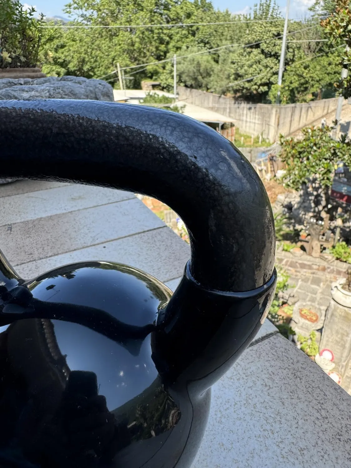 GymBeam Kugelhantel Kettlebell Eisen-Vinyl für Heimtraining