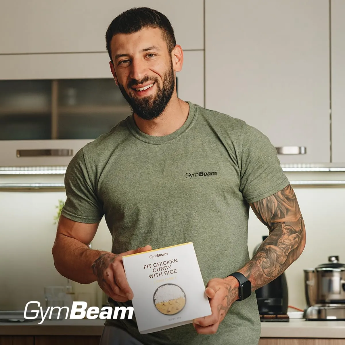 GymBeam FIT Hähnchen Curry Reis 420g Fertigmahlzeit