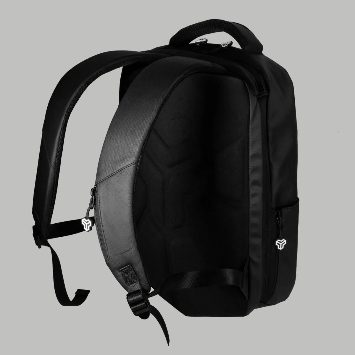 GymBeam Alpha Backpack 25 L Rucksack Laptopfach