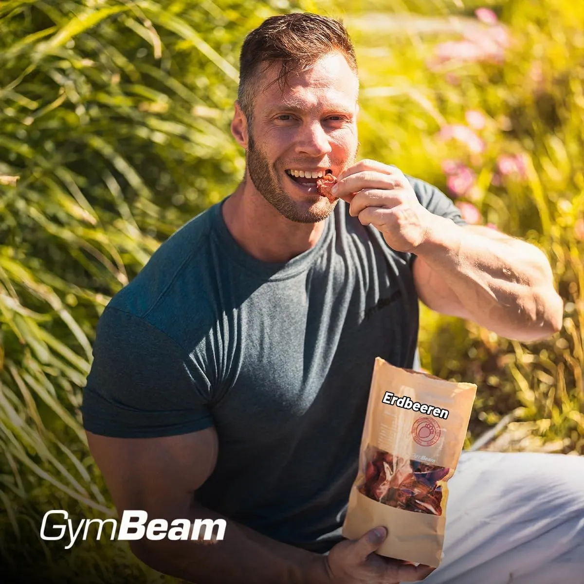 GymBeam Gefriergetrocknete Erdbeeren 100g zuckerfrei